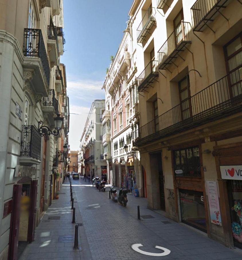 Atico Con Terraza Cerca De La Plaza De La Virgen Apartment *